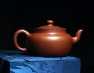 请问宜兴哪个地方能买到正宗的紫砂茶壶？价格